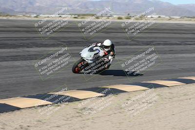 media/Jan-16-2026-CVMA Friday Practice (Fri) [[6f2bf47531]]/5-Racer 4-Trackday1/Session 2 (Bowl)/